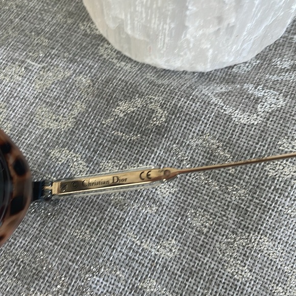 Christian Dior Sunnies!  Fun purple design on the front w/ tortoise frames 😎 - Picture 5 of 10